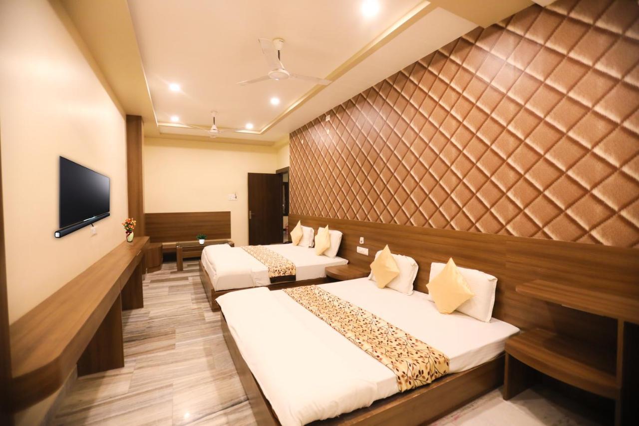 Vishwanath Hotel Varanasi