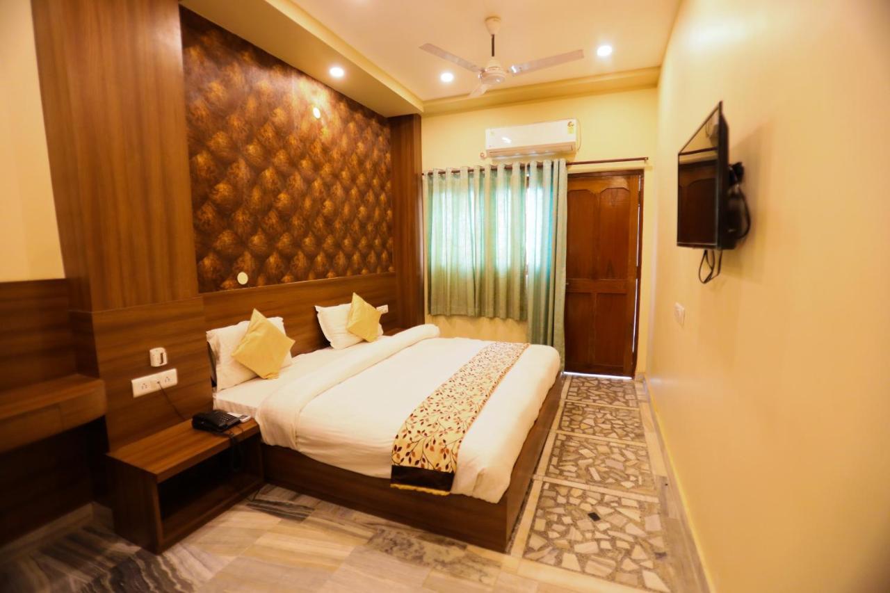 Vishwanath Hotel 3*